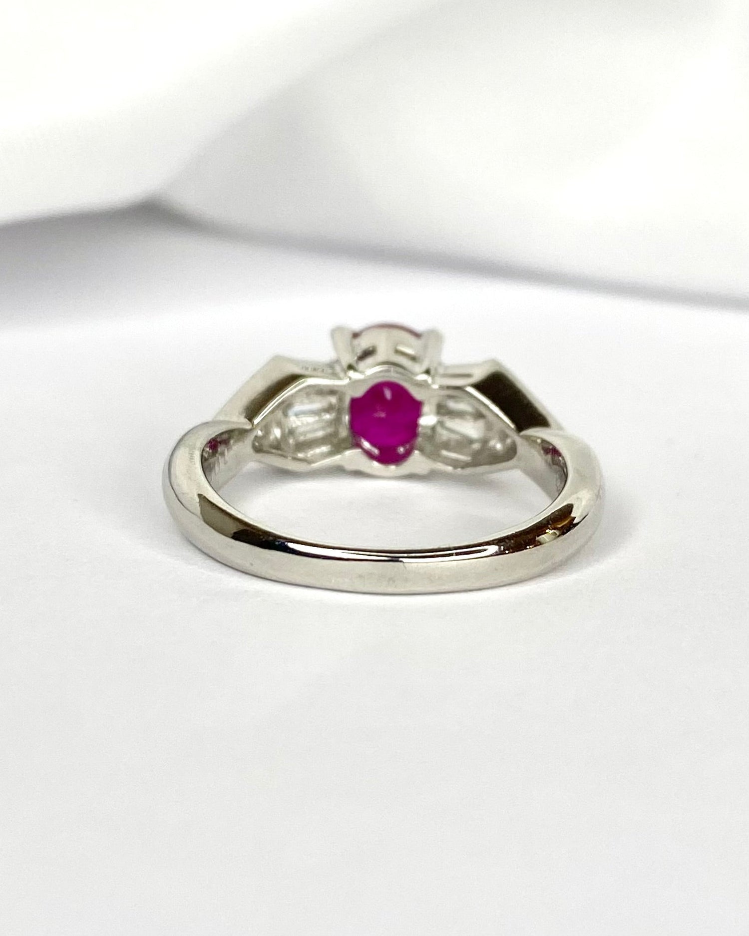 Bague Trilogie Rubis Birman 1.02 carat &amp; Diamants 0.23 carat "Sina" - Elliade Paris