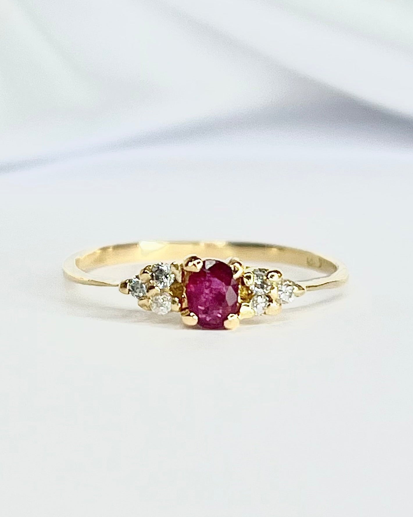 Bague Trilogie Rubis &amp; Diamants "Anna" - Elliade Paris