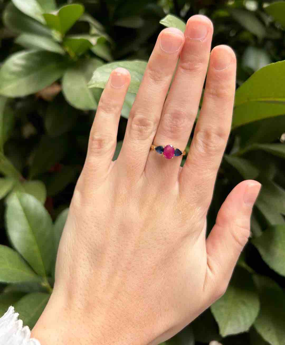 Bague Trilogie Rubis &amp; Saphirs &quot;Lydie&quot; - Elliade Paris