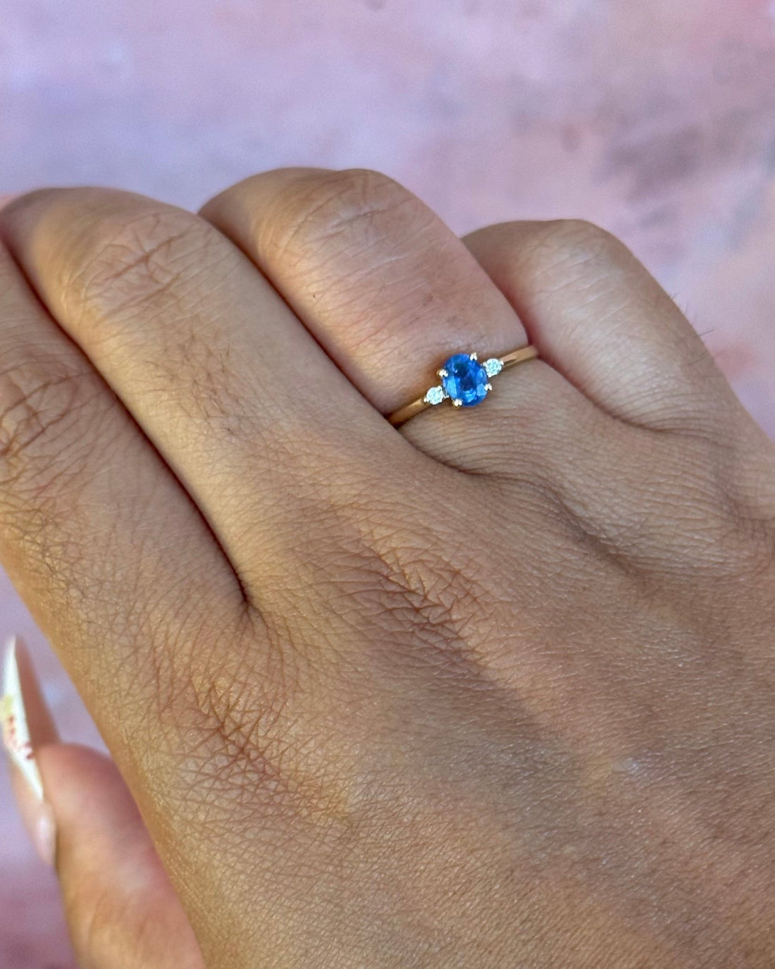 Bague Trilogie Saphir 0.49 carat &amp; Diamants "Lana" - Elliade Paris