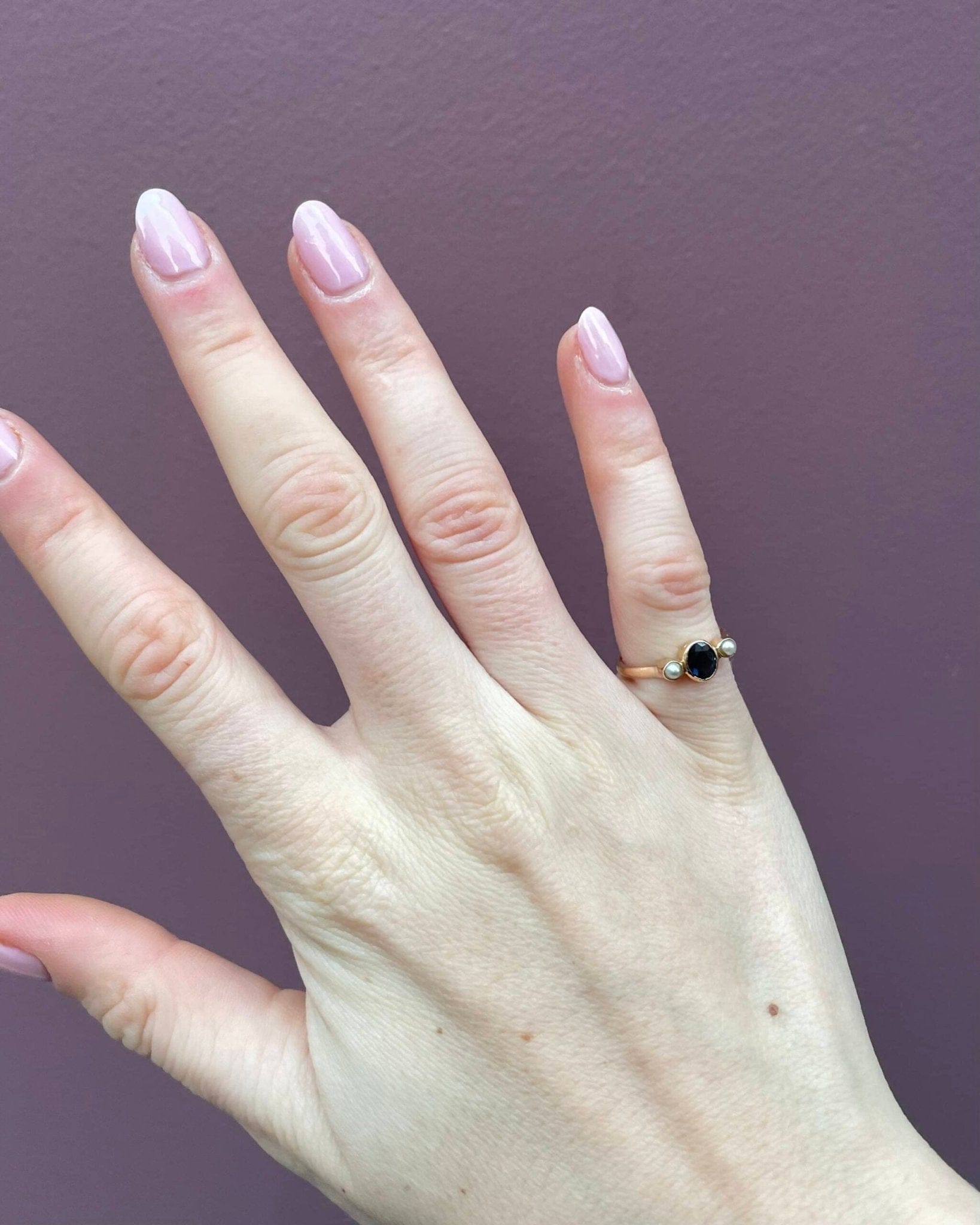 Bague Trilogie Saphir 0.65 carat &amp; Perles "Nérys" - Elliade Paris