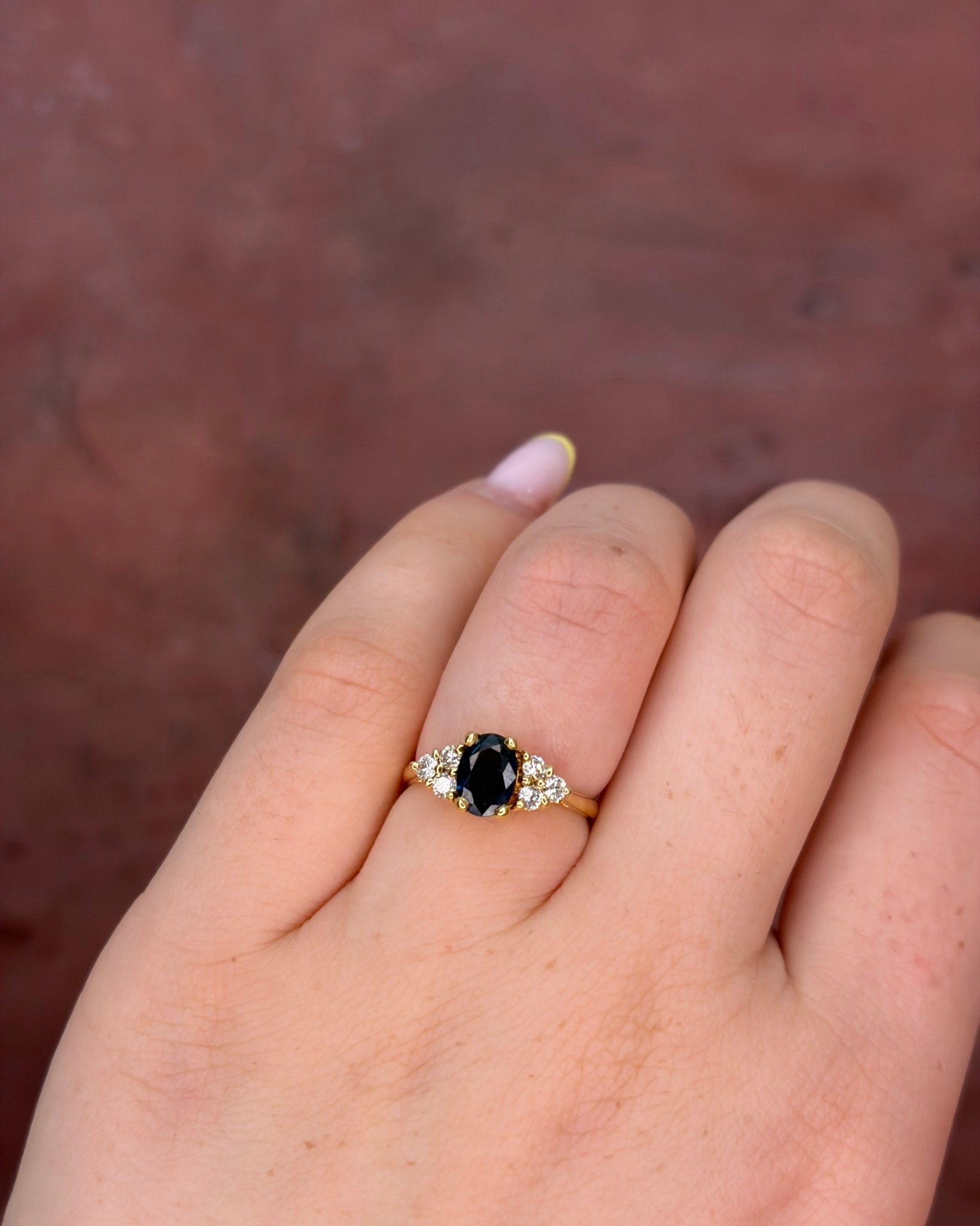 Bague Trilogie Saphir 0.75 carat &amp; Diamants 0.30 carat "Elane" - Elliade Paris