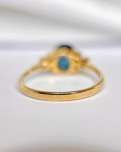 Bague Trilogie Saphir 0.85 carat &amp; Diamants "Mystie" - Elliade Paris