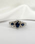 Bague Trilogie Saphir 0.87 carat & 30 Diamants "Mary" - Elliade Paris