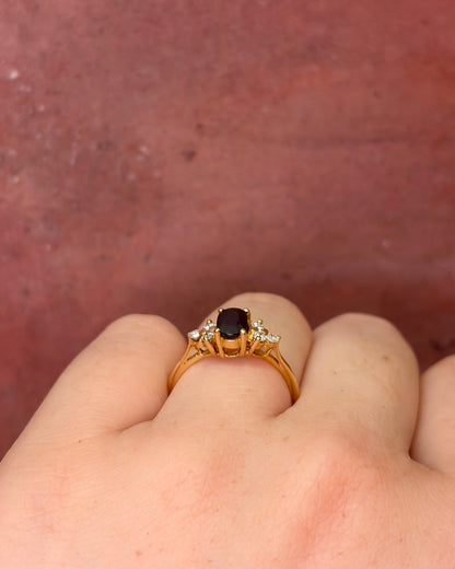 Bague Trilogie Saphir 0.94 carat &amp; Diamants "Héloise" - Elliade Paris
