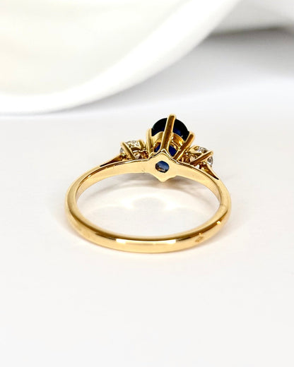 Bague Trilogie Saphir 1 carat &amp; Diamants "Dorine" - Elliade Paris