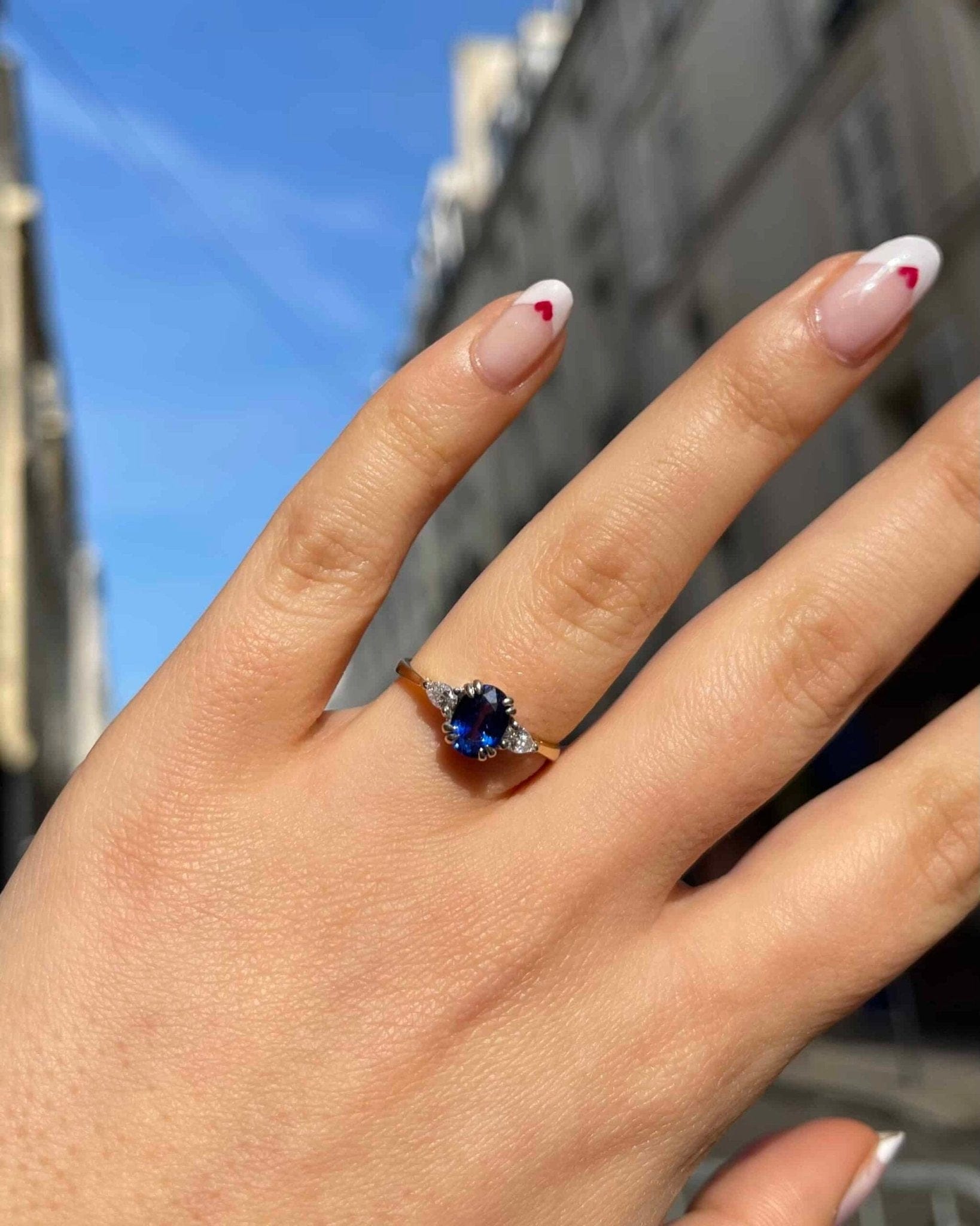 Bague Trilogie Saphir 1.10 carat &amp; Diamants "Symphony" - Elliade Paris