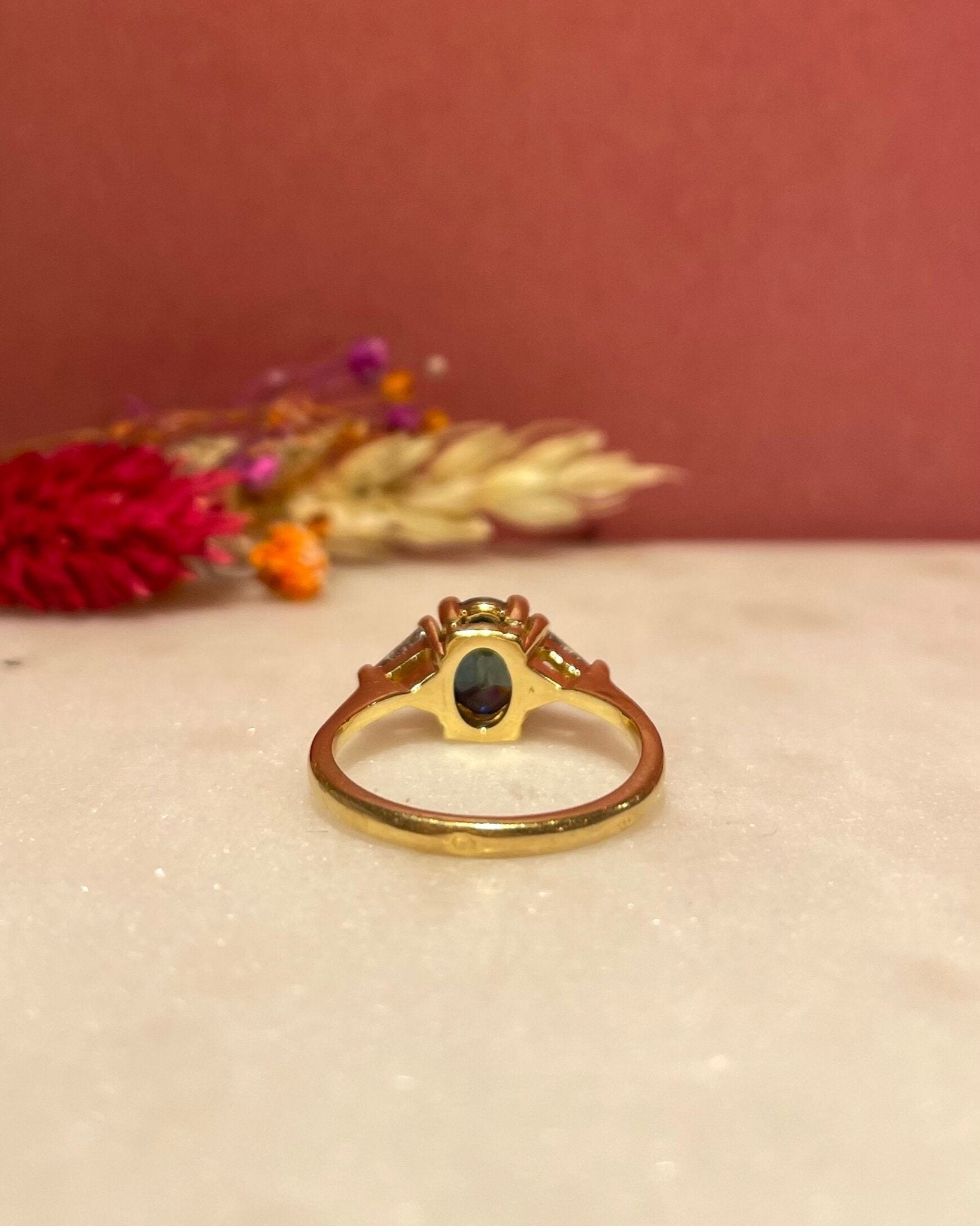 Bague Trilogie Saphir 1.15 Carat &amp; Diamants "Navie" - Elliade Paris