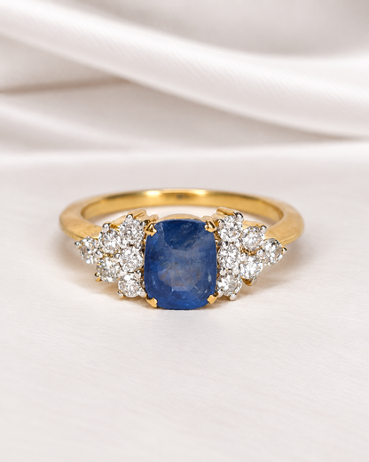 Bague Trilogie Saphir 1.40 carat &amp; Diamants 0.36 carat "Divine" - Elliade Paris