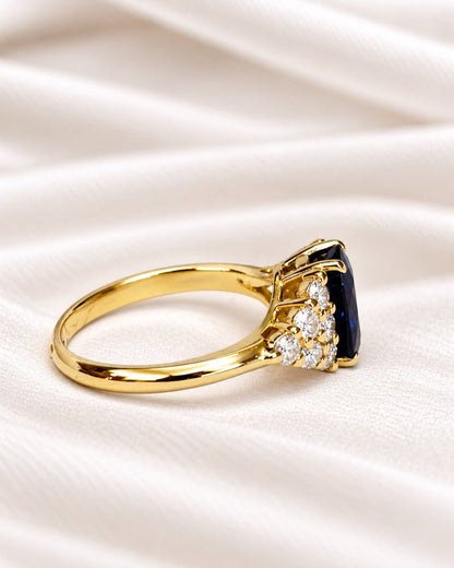 Bague Trilogie Saphir 1.55 carat &amp; Diamants 0.78 carat "Sofia" - Elliade Paris