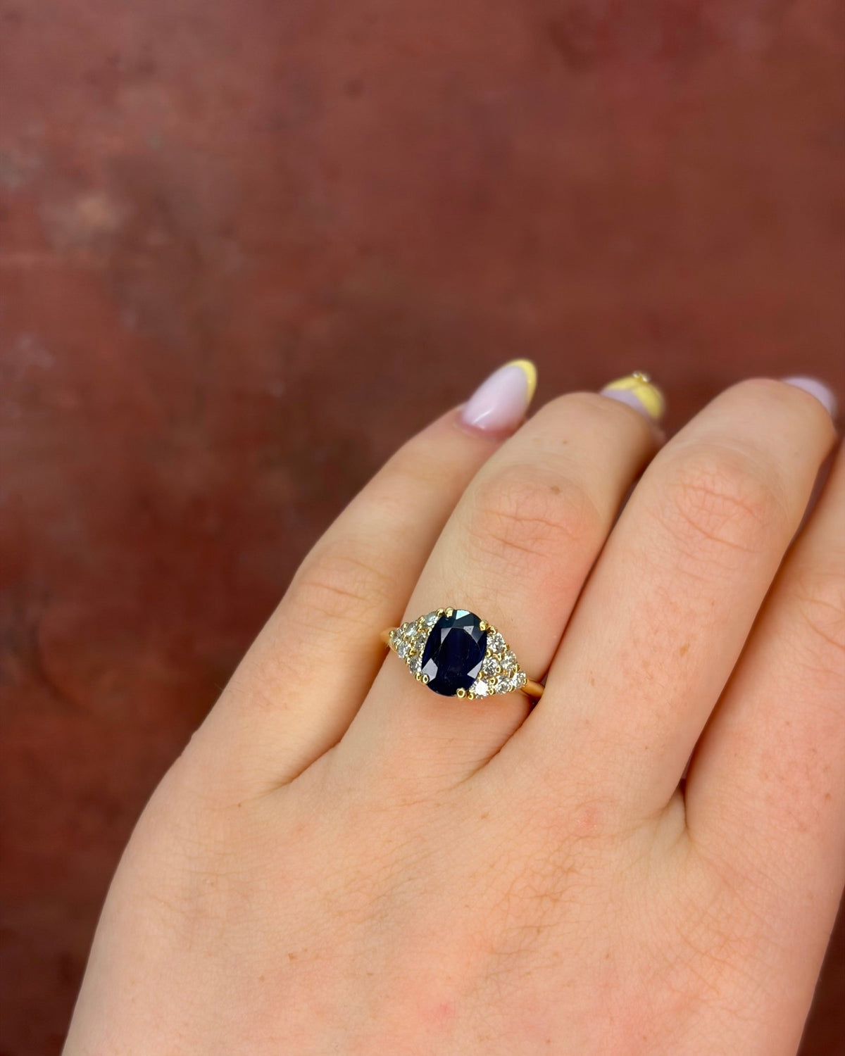 Bague Trilogie Saphir 1.55 carat &amp; Diamants 0.78 carat "Sofia" - Elliade Paris