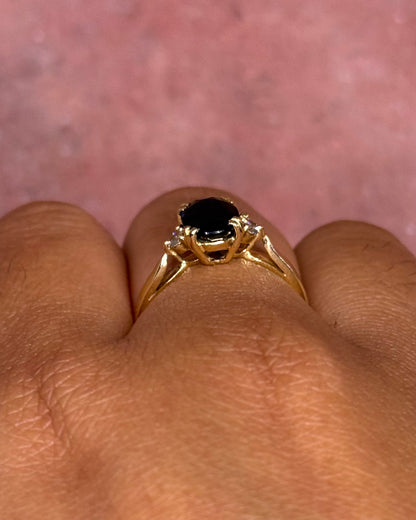 Bague Trilogie Saphir 1.63 carat &amp; Diamants "Mireille" - Elliade Paris