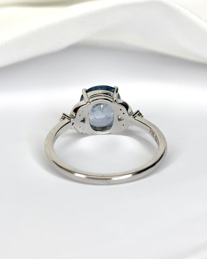Bague Trilogie Saphir 2.70 carats &amp; Diamants "Florie" - Elliade Paris