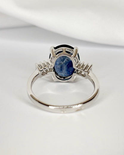 Bague Trilogie Saphir 4.17 carats &amp; Diamants "Sicilia" - Elliade Paris