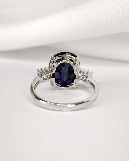 Bague Trilogie Saphir 4.77 carats &amp; Diamants Baguette 0.24 carat "Célia" - Elliade Paris