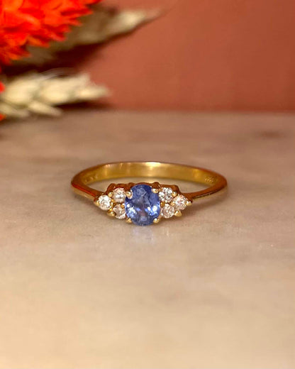 Bague Trilogie Saphir &amp; 6 Diamants &quot;Camille&quot; - Elliade Paris