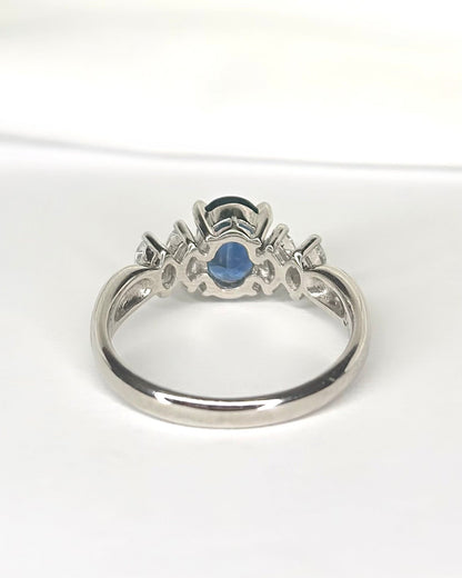 Bague Trilogie Saphir Ceylan 1.05 carat &amp; Diamants Marquises 0.33 carat "Salomé" - Elliade Paris