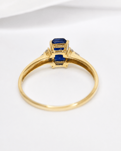 Bague Trilogie Saphir Chatoyant 1.20 carat &amp; Diamants "Louanne" - Elliade Paris