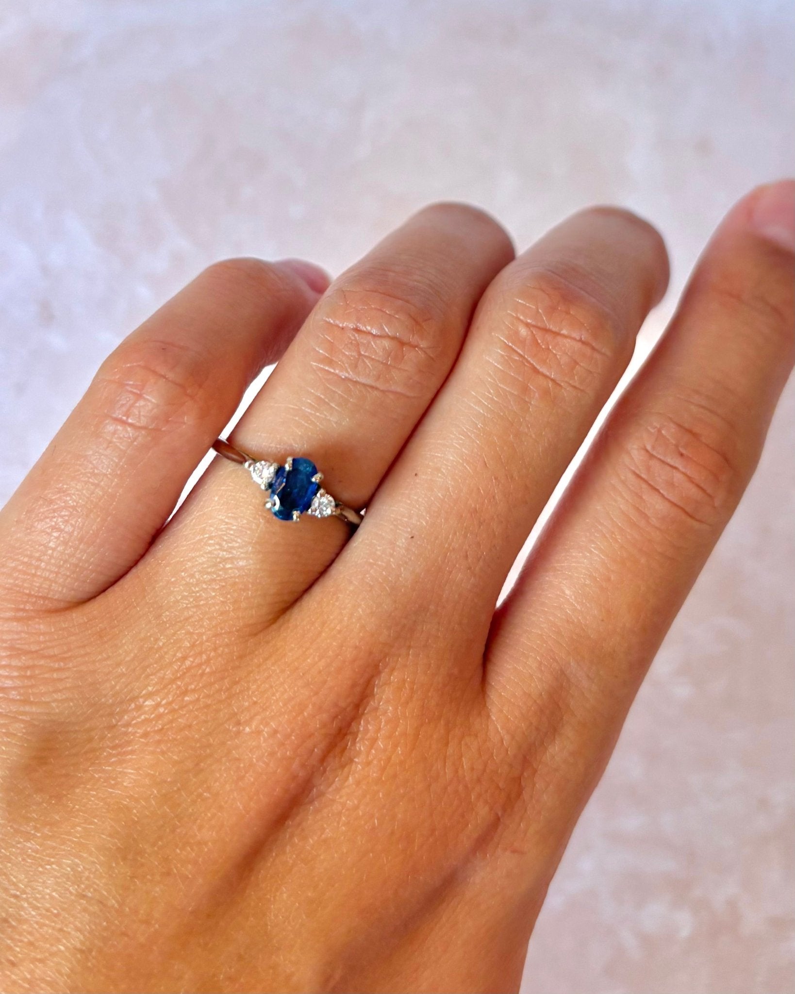 Bague Trilogie Saphir &amp; Diamants "Calisse" - Elliade Paris