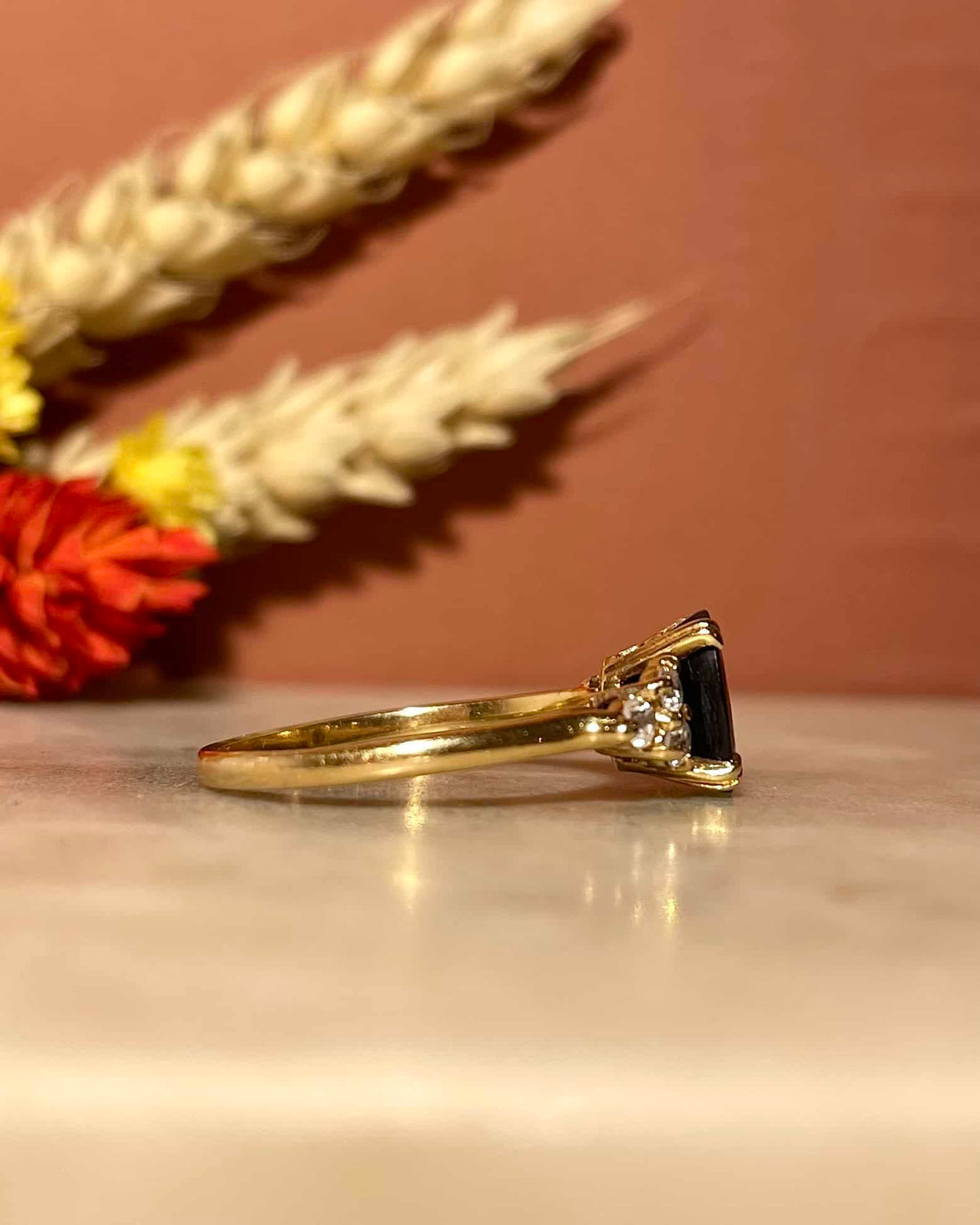 Bague Trilogie Saphir 1.65 carat &amp; Diamants &quot;Halana&quot;