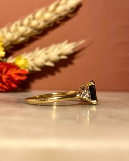 Bague Trilogie Saphir 1.65 carat &amp; Diamants &quot;Halana&quot;