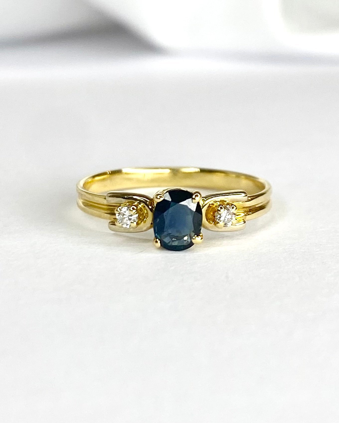 Bague Trilogie Saphir &amp; Diamants "Gabriella" - Elliade Paris