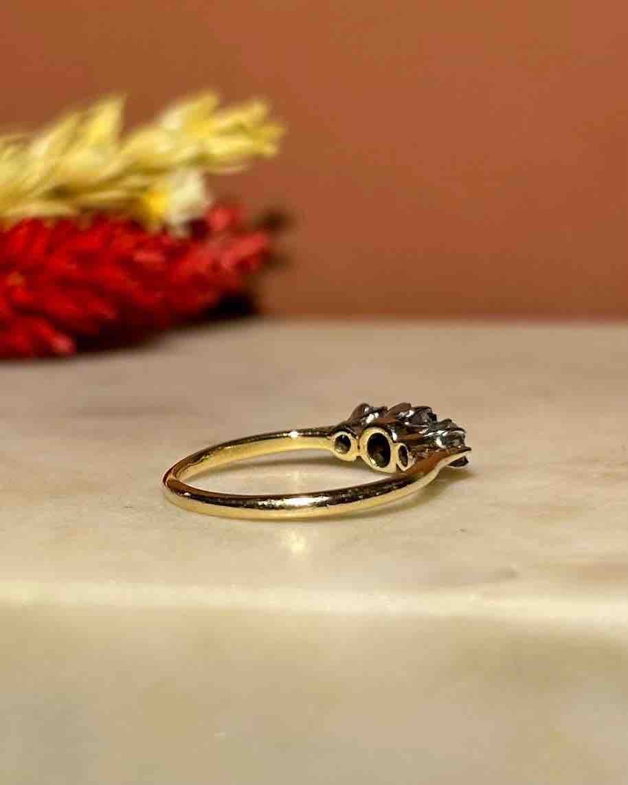 Bague Trilogie Saphir &amp; Diamants "Laurine" - Elliade Paris