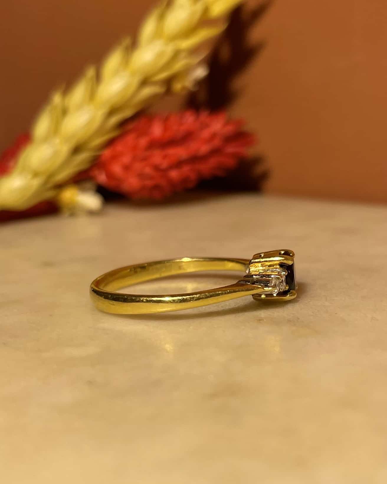 Bague Trilogie Saphir &amp; Diamants "Thaïs" - Elliade Paris