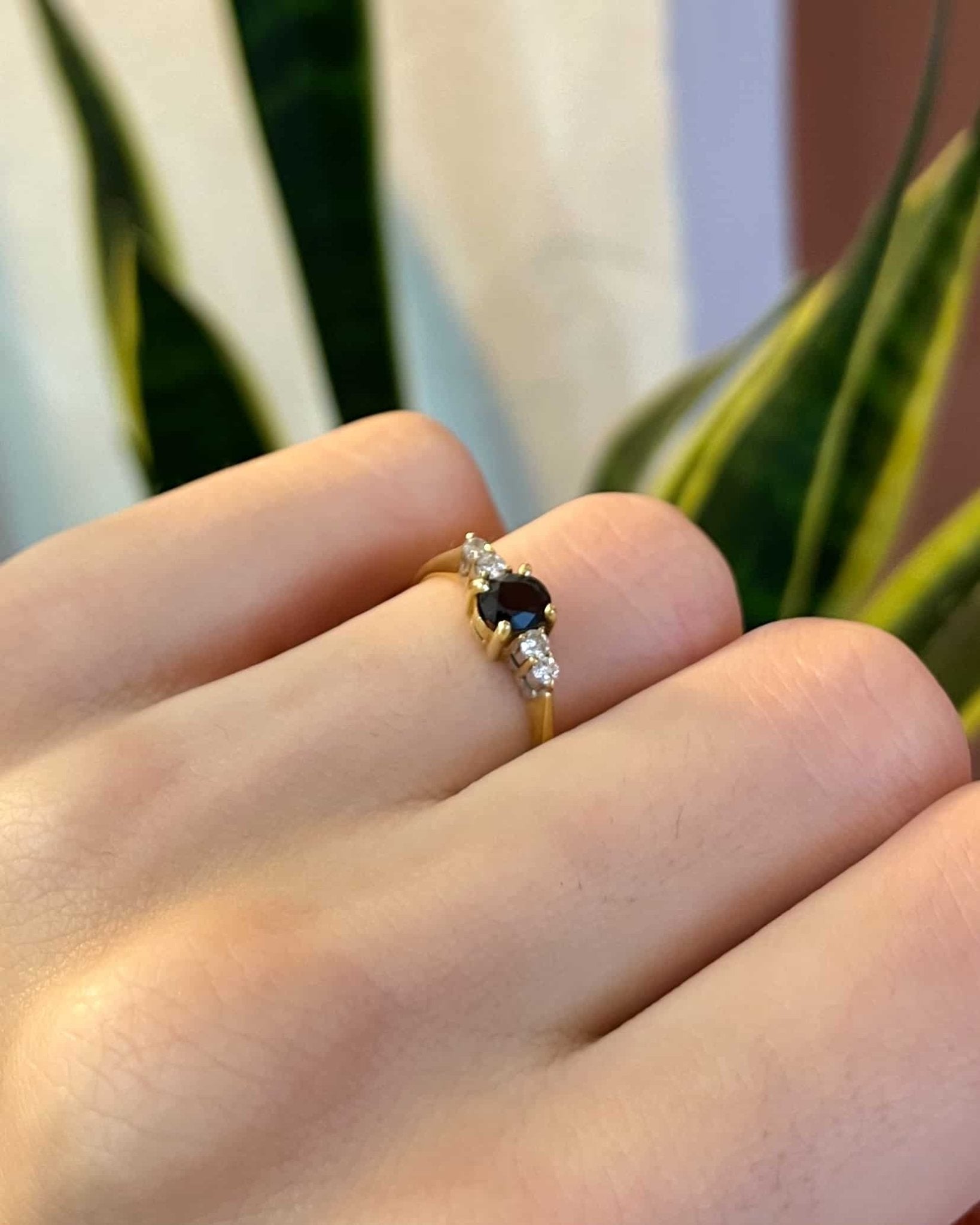Bague Trilogie Saphir &amp; Diamants "Thaïs" - Elliade Paris