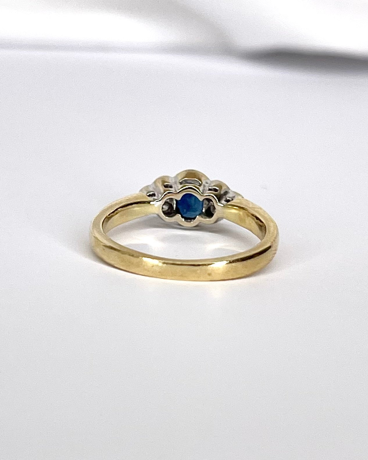 Bague Trilogie Saphir &amp; Diamants "Tiphaine" - Elliade Paris