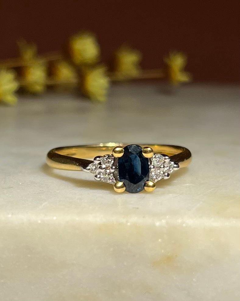 Anillo trilogía de zafiros y diamantes "Hortense"