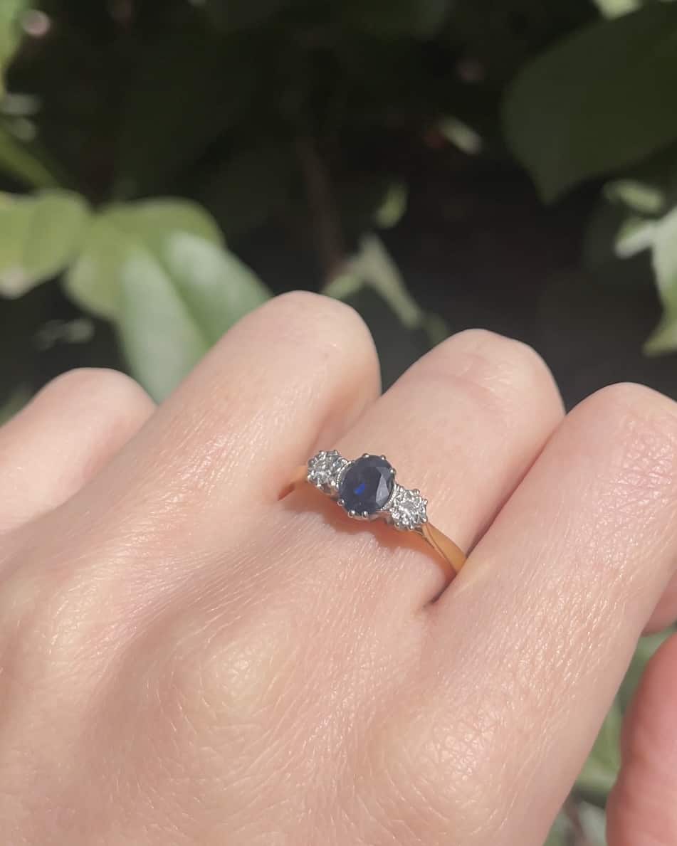 Bague Trilogie Saphir &amp; Diamants "Carla" - Elliade Paris