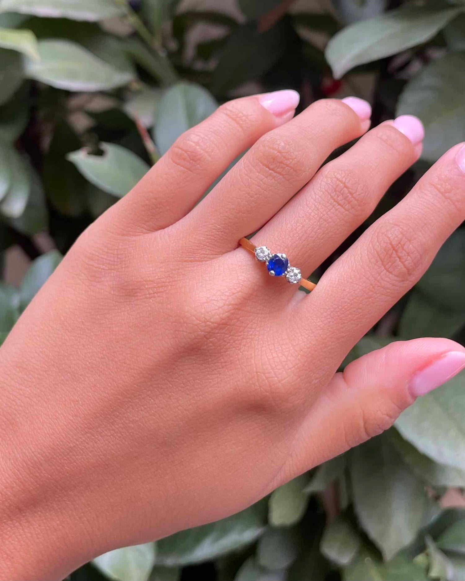 Bague Trilogie Saphir 0.55 carat &amp; Diamants &quot;Viviane&quot;