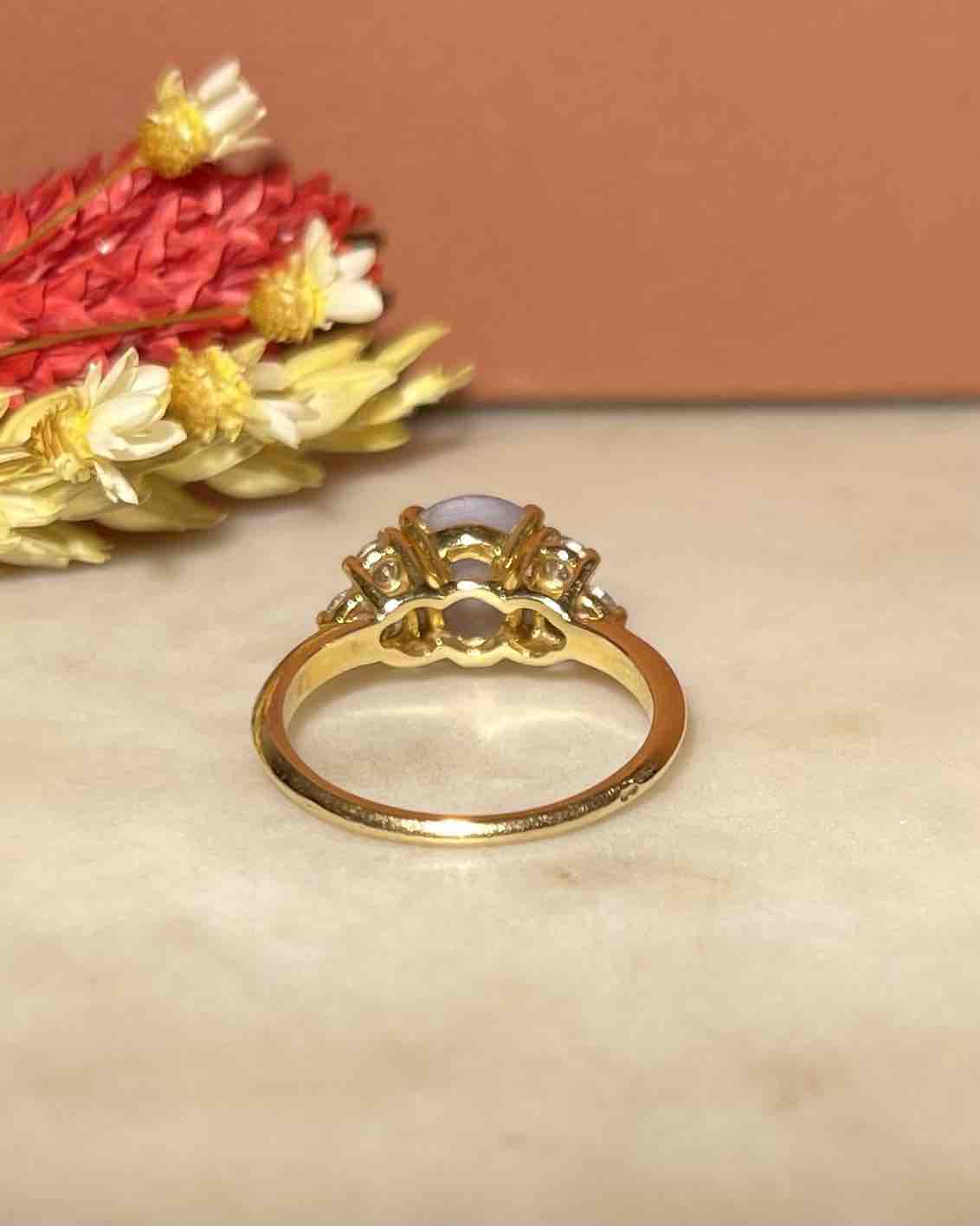 Bague Trilogie Saphir Etoilé 4.30 carats &amp; 6 Diamants "Lavender" - Elliade Paris