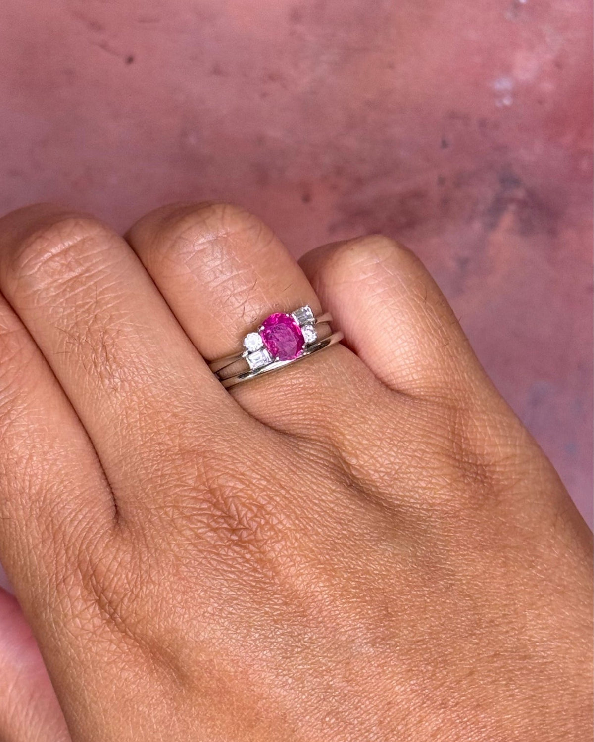 Bague Trilogie Saphir Rose 0.80 carat &amp; Diamants "Esmé" - Elliade Paris