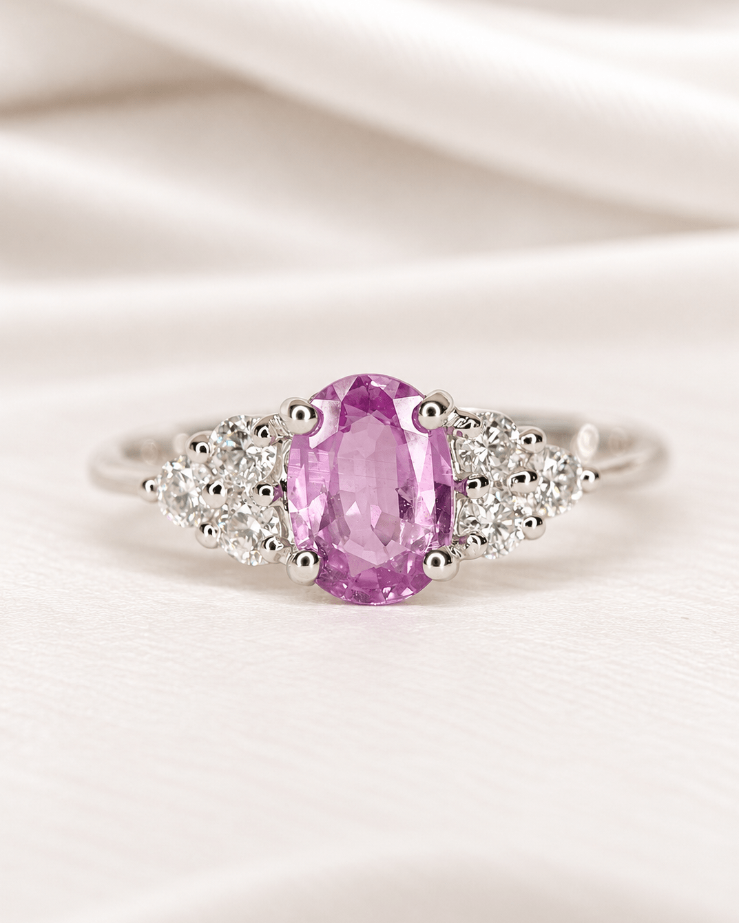 Bague Trilogie Saphir Rose 0.99 carat &amp; Diamants 0.30 carat "Rosalia" - Elliade Paris