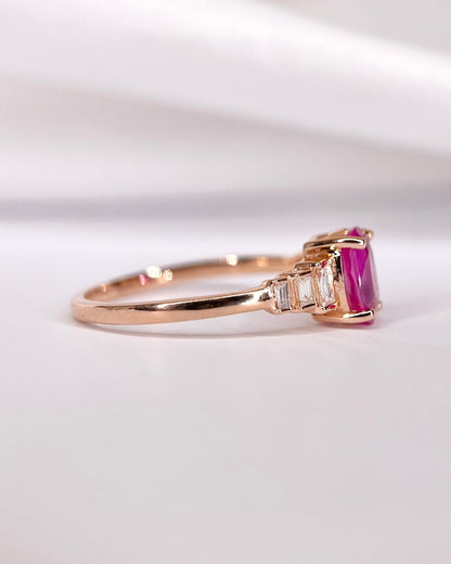 Bague Trilogie Saphir Rose Ceylan 0.85 carat &amp; Diamants 0.23 carat "Laurie" - Elliade Paris