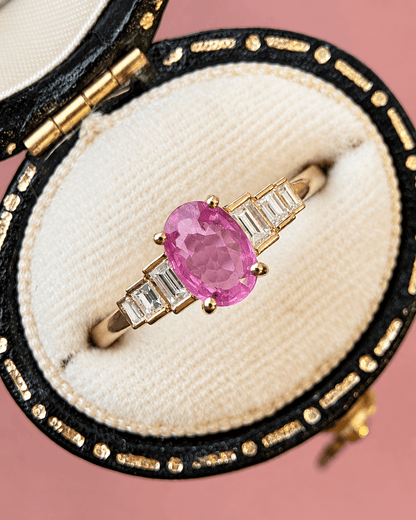 Bague Trilogie Saphir Rose Ceylan 0.85 carat &amp; Diamants 0.23 carat "Laurie" - Elliade Paris