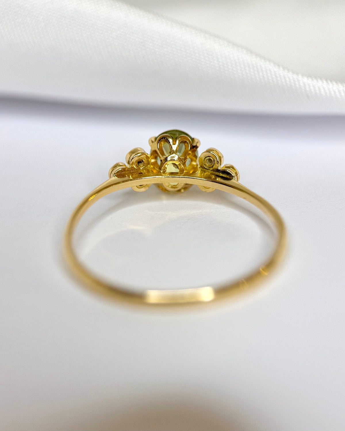 Bague Trilogie Saphir Vert 1 carat &amp; Diamants "Nérine" - Elliade Paris