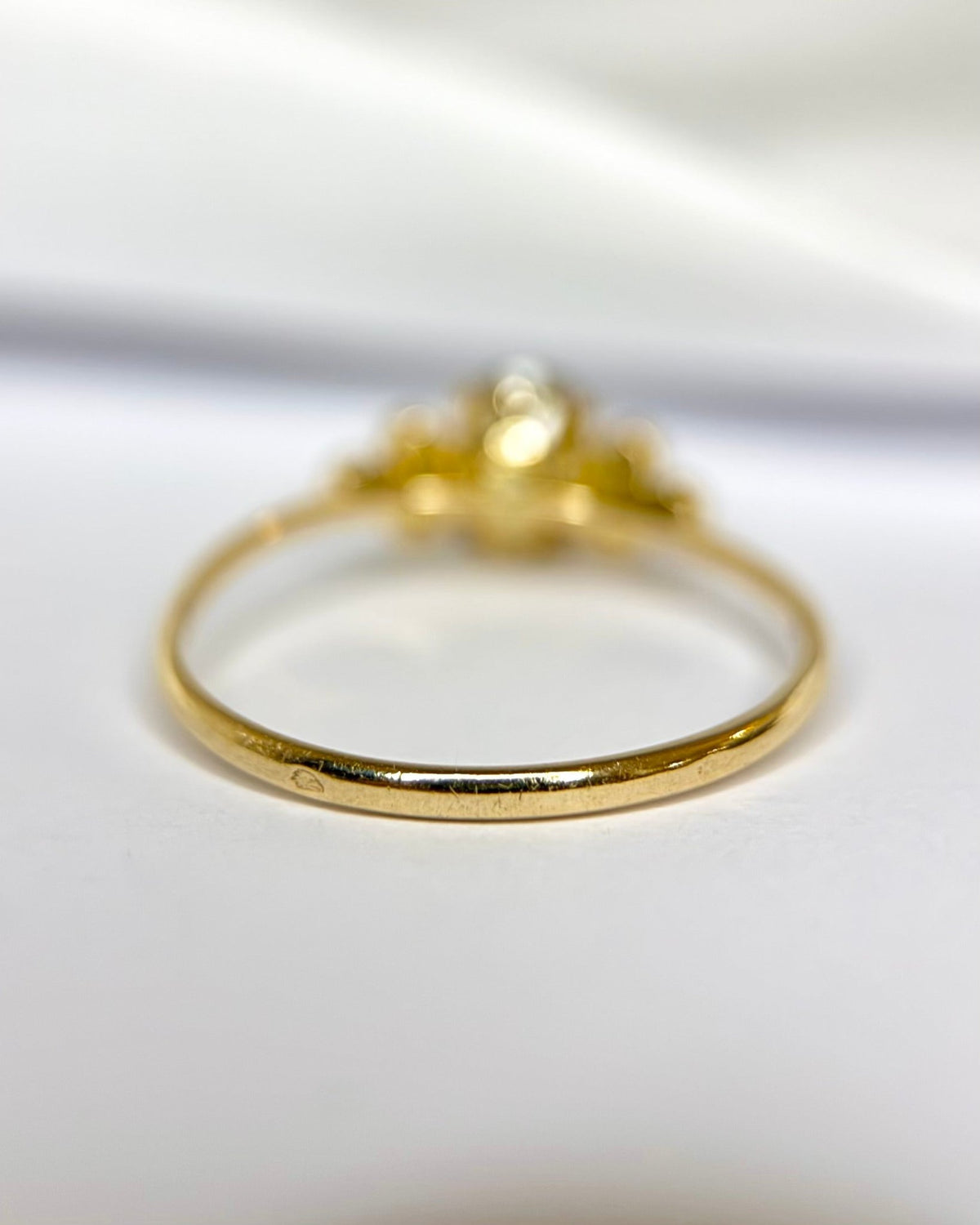 Bague Trilogie Saphir Vert 1 carat &amp; Diamants "Nérine" - Elliade Paris