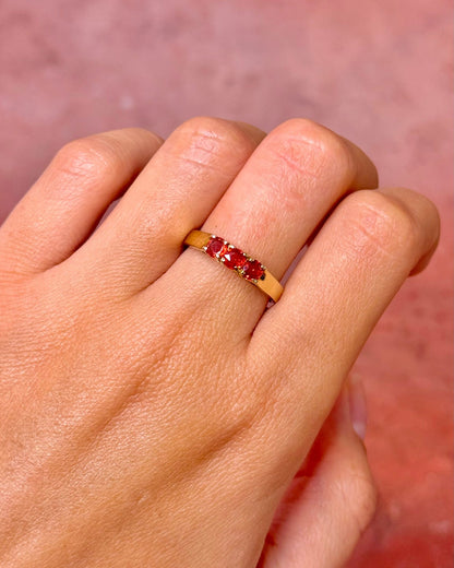 Bague Trilogie Saphirs érable de Madagascar 0.55 carat "Coline" - Elliade Paris