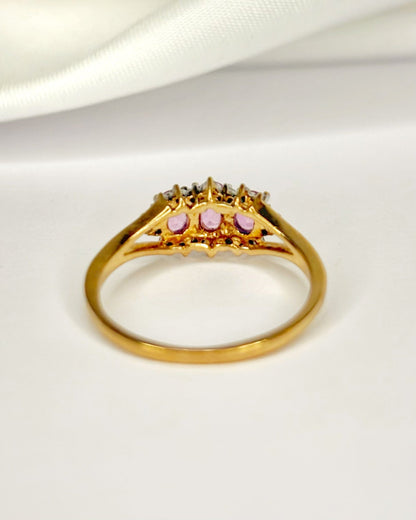Bague Trilogie Saphirs Roses 0.74 carat &amp; Diamants "Meryl" - Elliade Paris