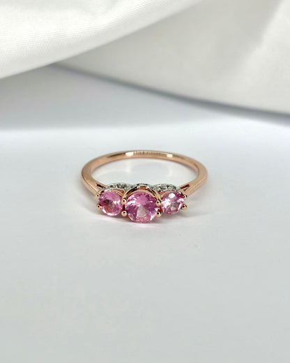 Bague Trilogie Spinelles Rose 0.65 carat &amp; 20 Diamants &quot;Salomé&quot; - Elliade Paris