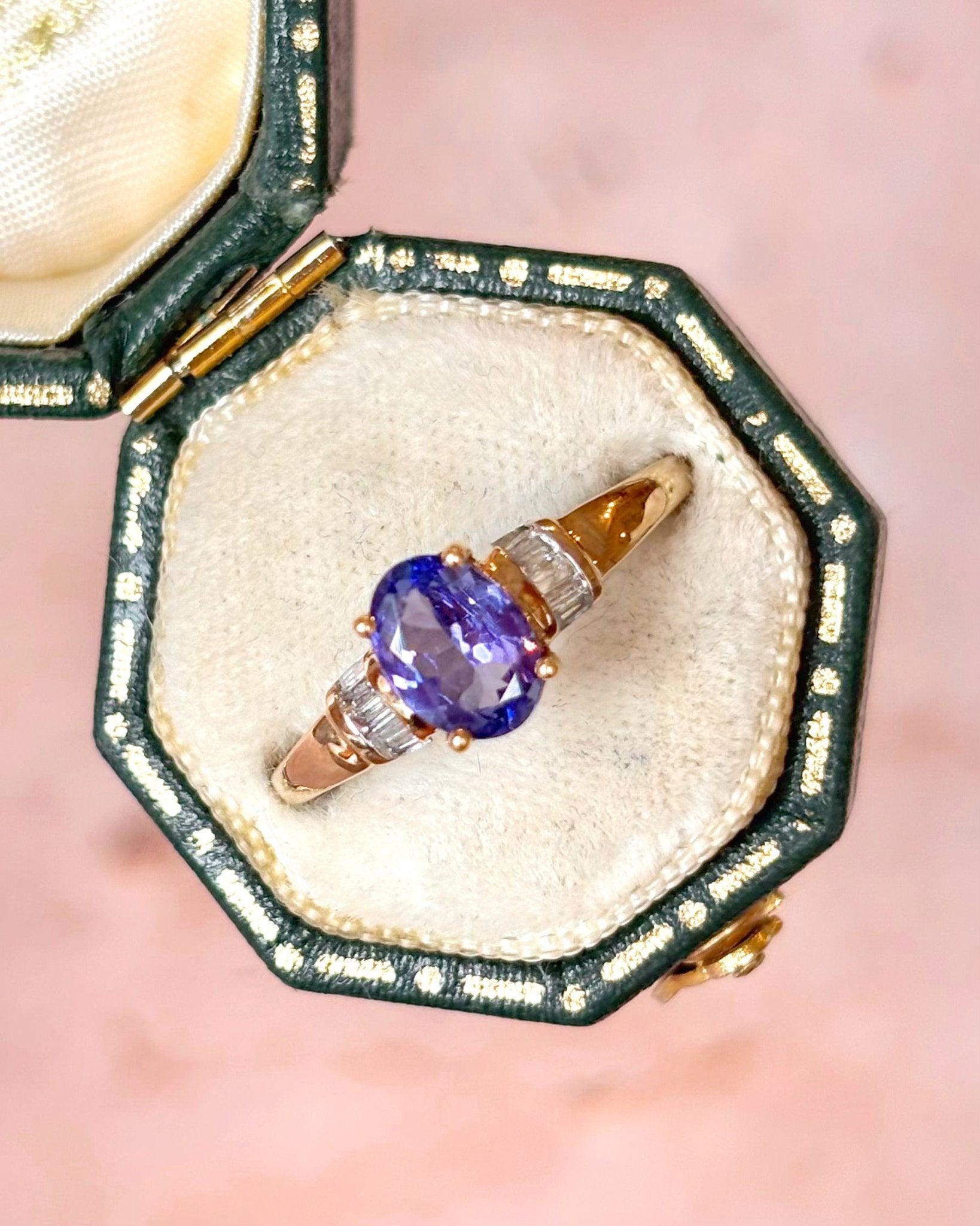 Bague Trilogie Tanzanite 0.85 carat &amp; Diamants "Amélia" - Elliade Paris