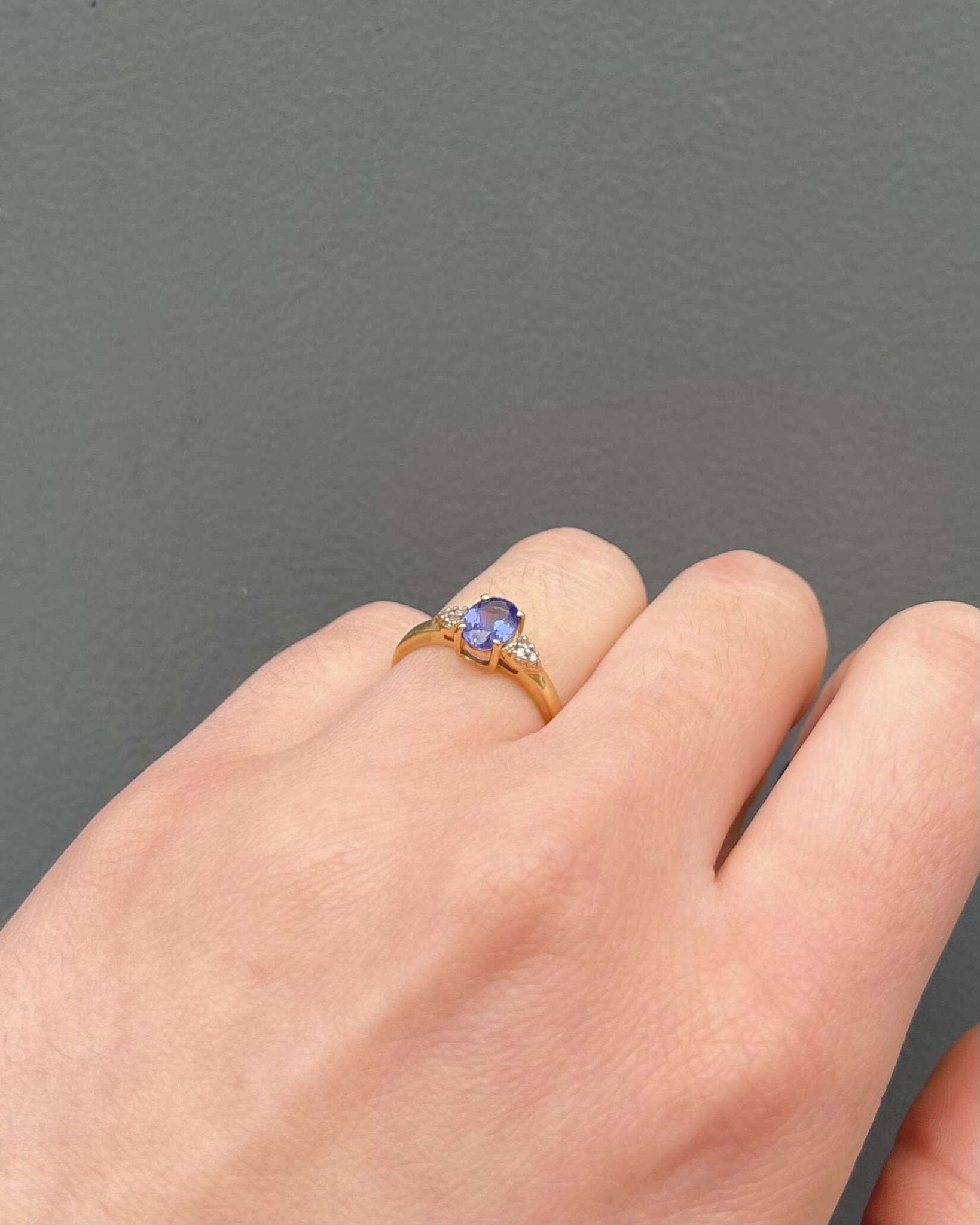 Bague Trilogie Tanzanite 0.86 carat &amp; Diamants "Tonia" - Elliade Paris