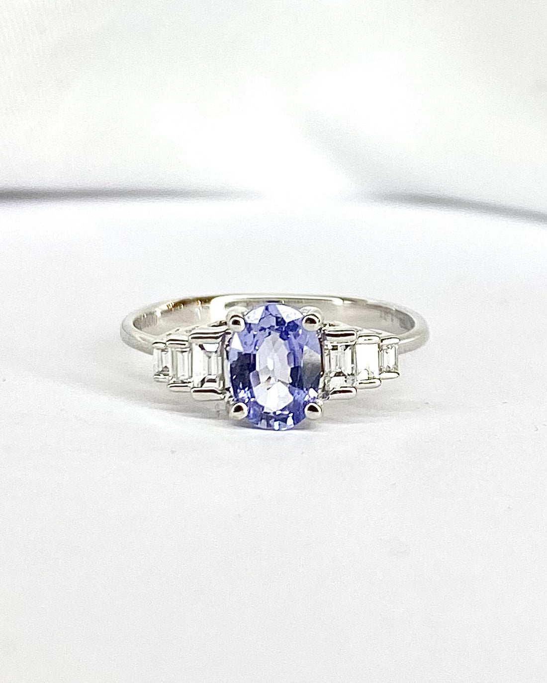 Bague Trilogie Tanzanite 0.90 carat &amp; Diamants "Sandra" - Elliade Paris
