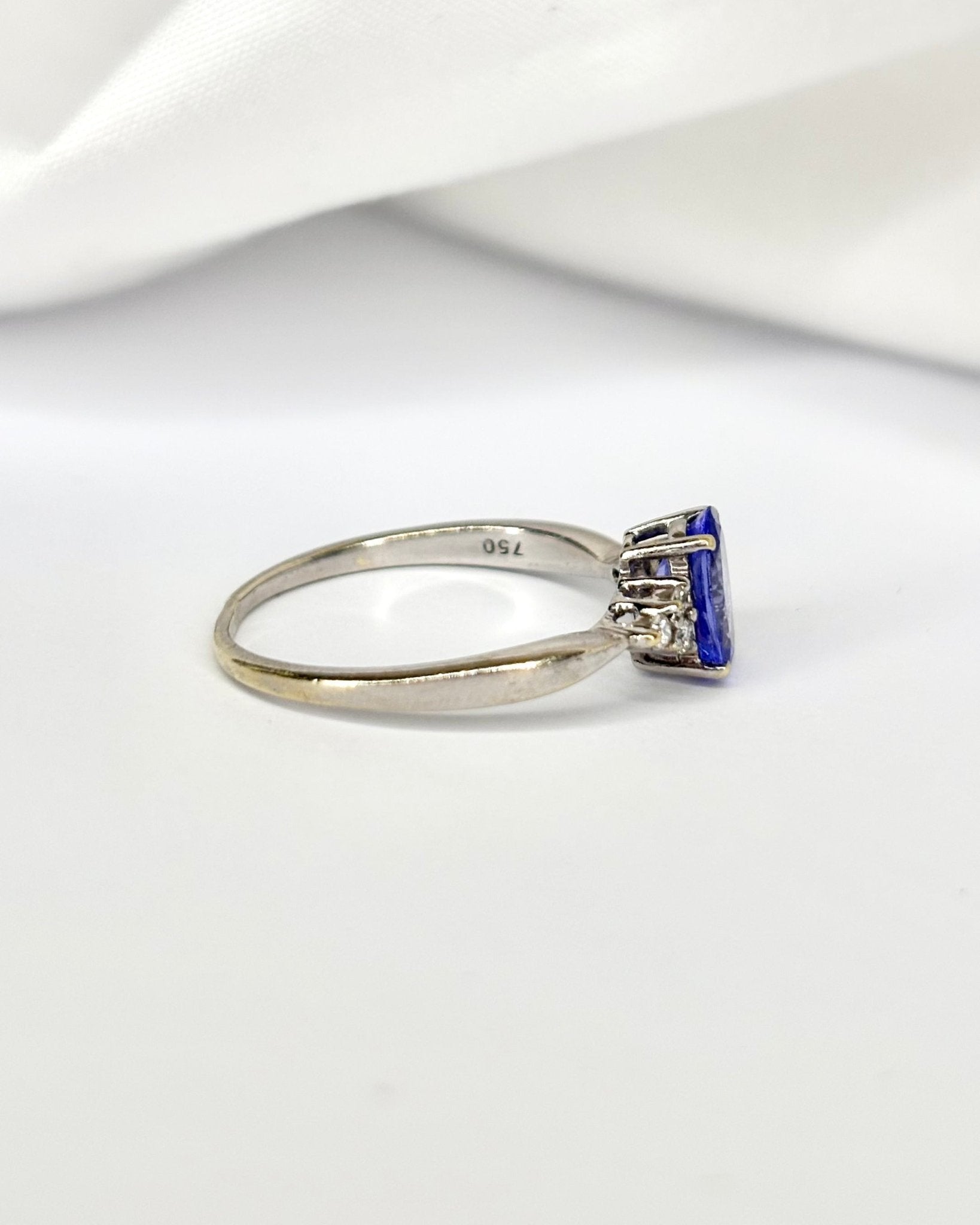 Bague Trilogie Tanzanite 1 carat &amp; Diamants "Olympe" - Elliade Paris