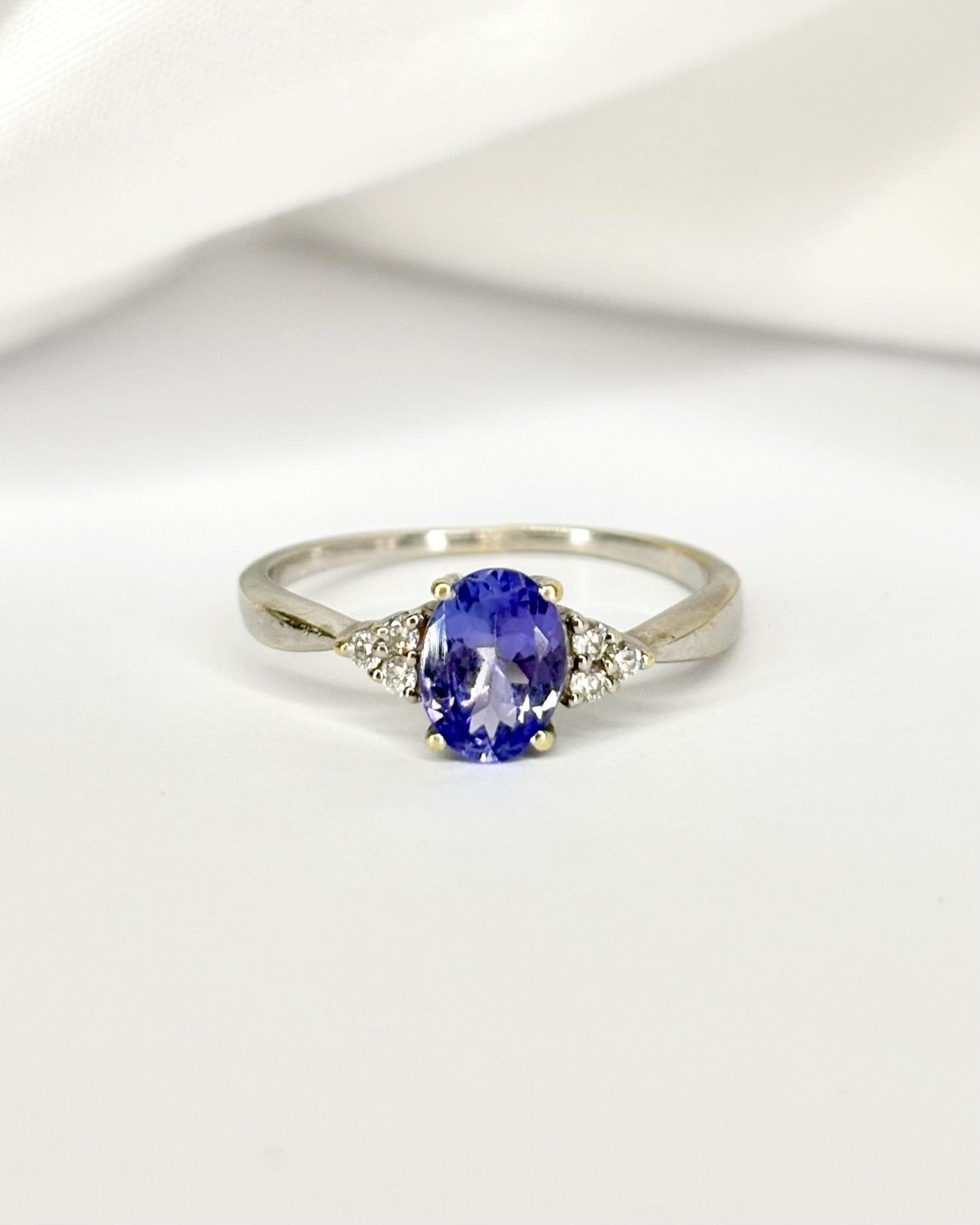 Bague Trilogie Tanzanite 1 carat &amp; Diamants "Olympe" - Elliade Paris