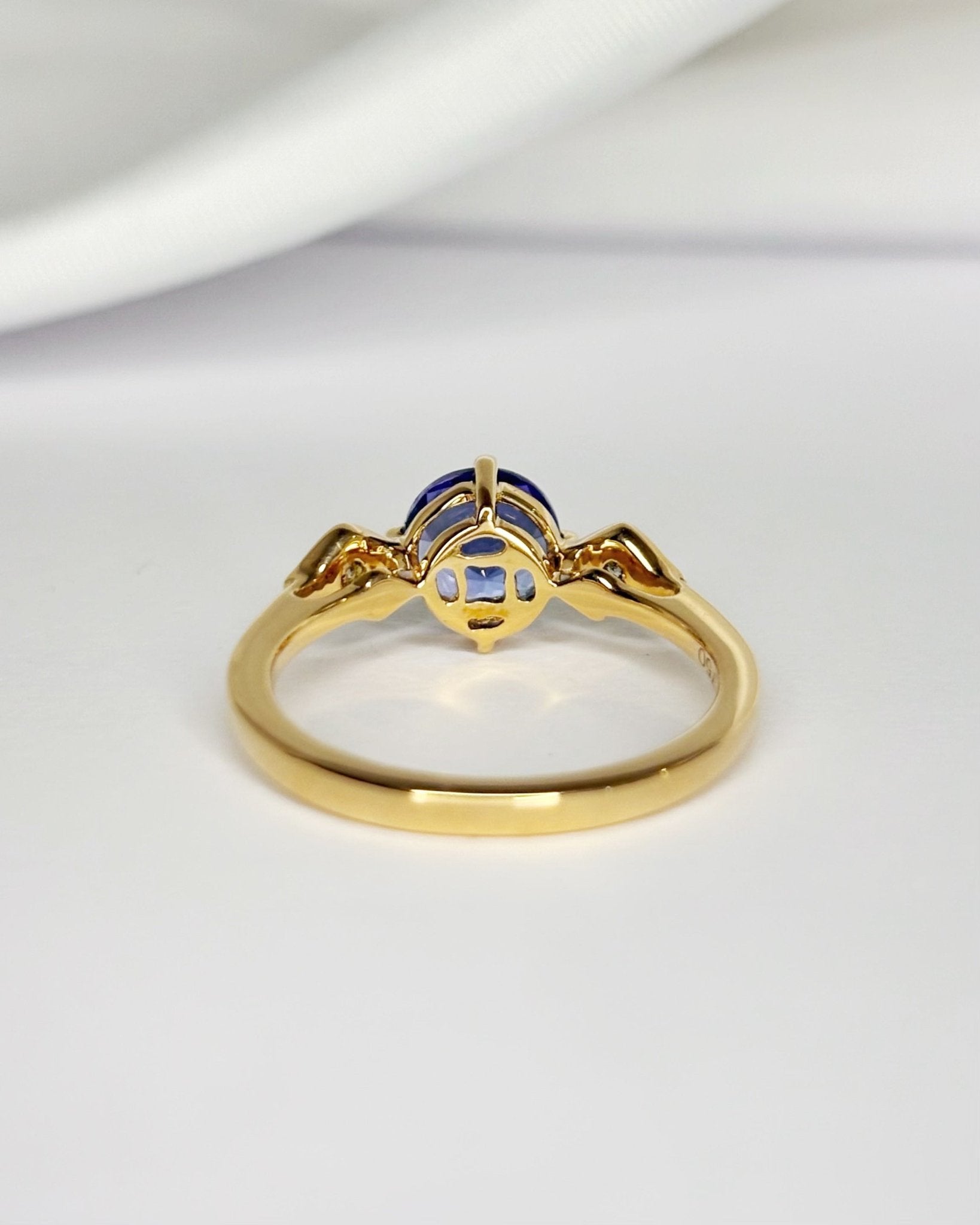 Bague Trilogie Tanzanite 1.17 carat &amp; Diamants "Lavigna" - Elliade Paris