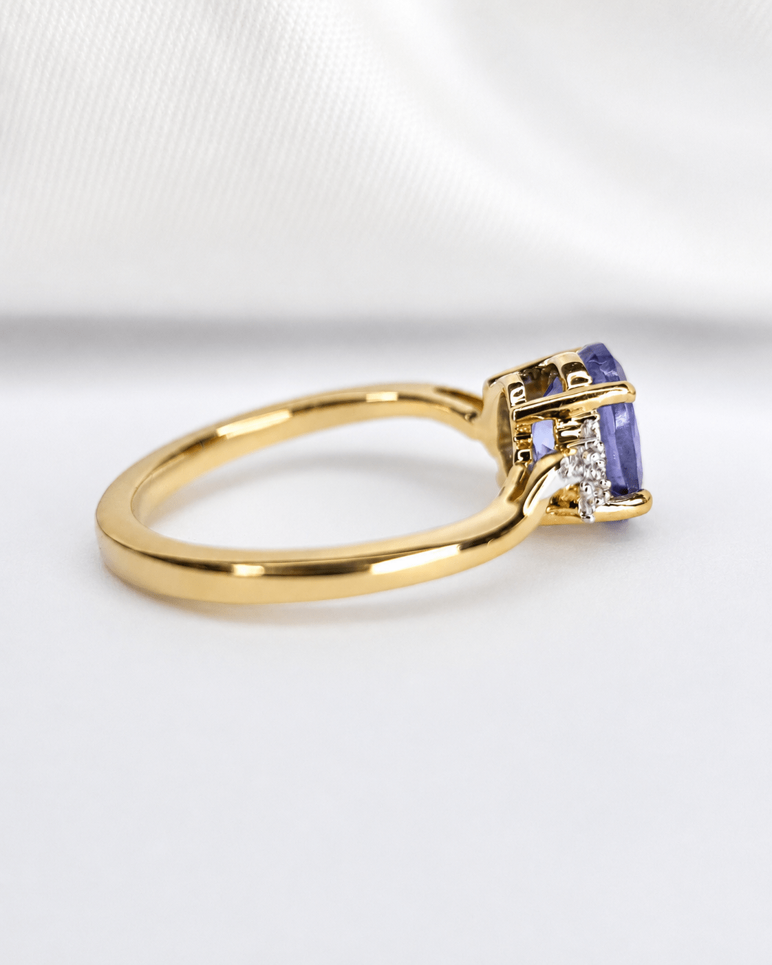 Bague Trilogie Tanzanite 1.28 carat &amp; Diamants "Awa" - Elliade Paris